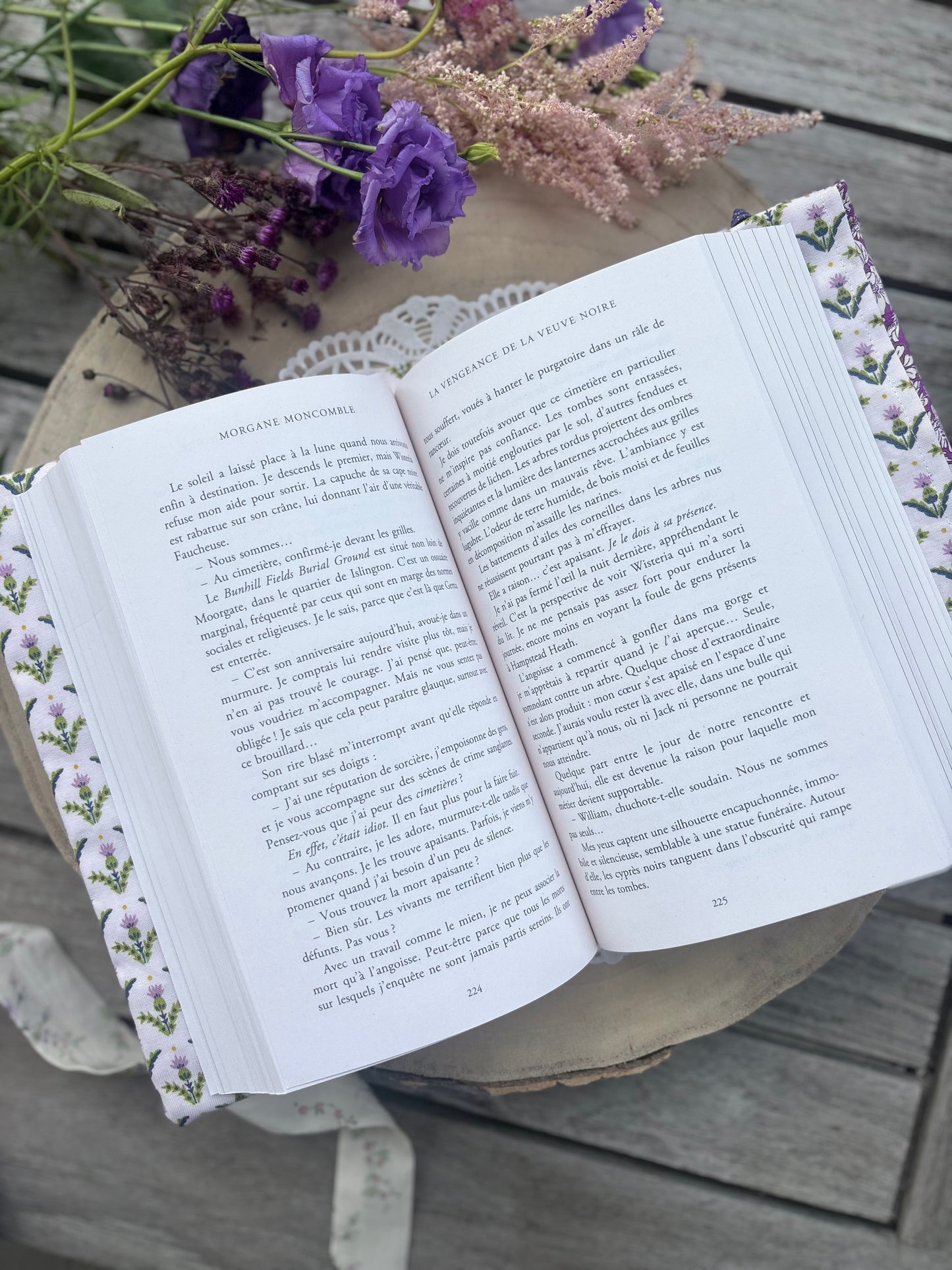 Couvre-livre moyen Love poison 💜 ( élastiques )