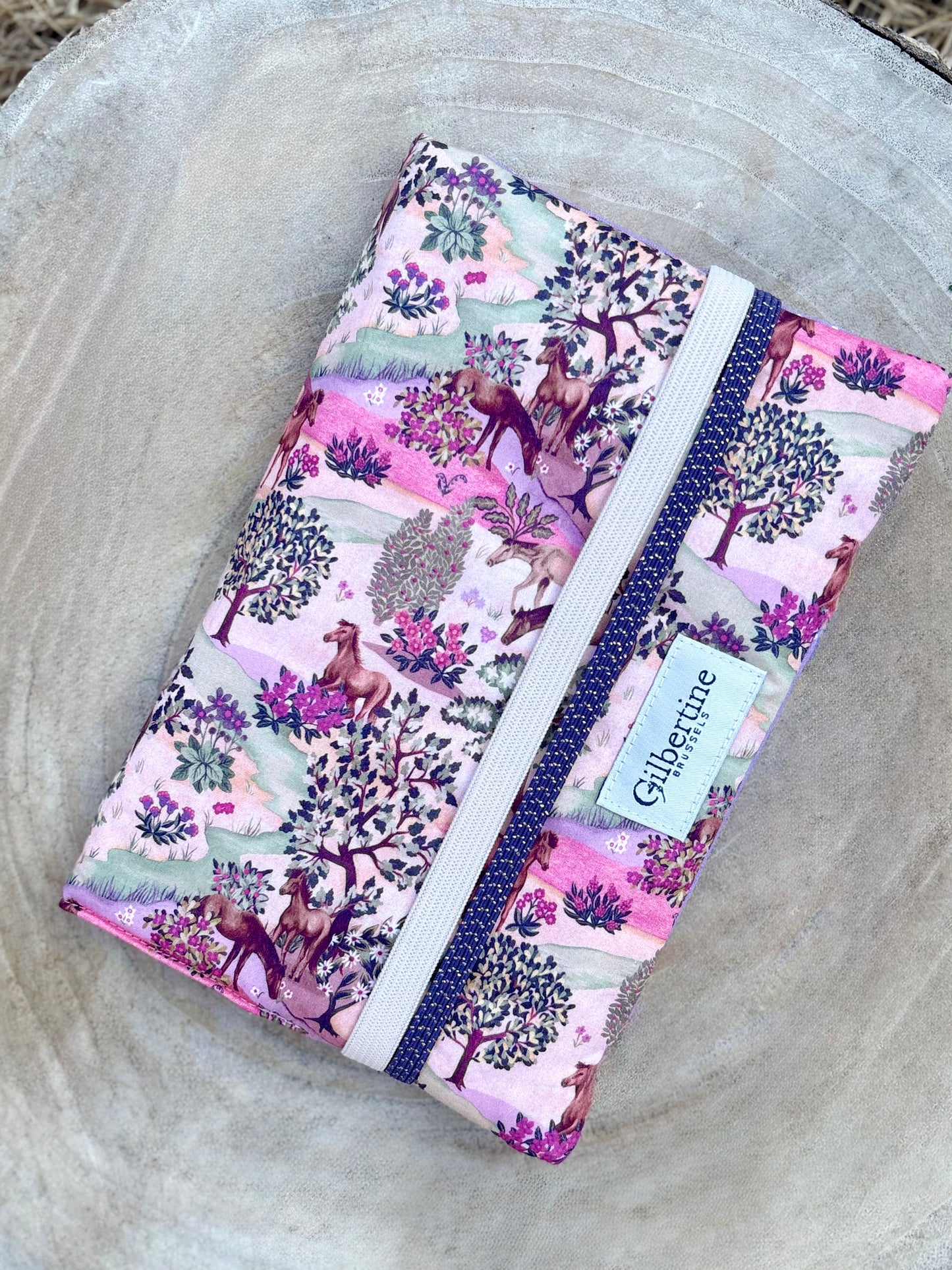 Couvre-livre de poche Enchanted forest