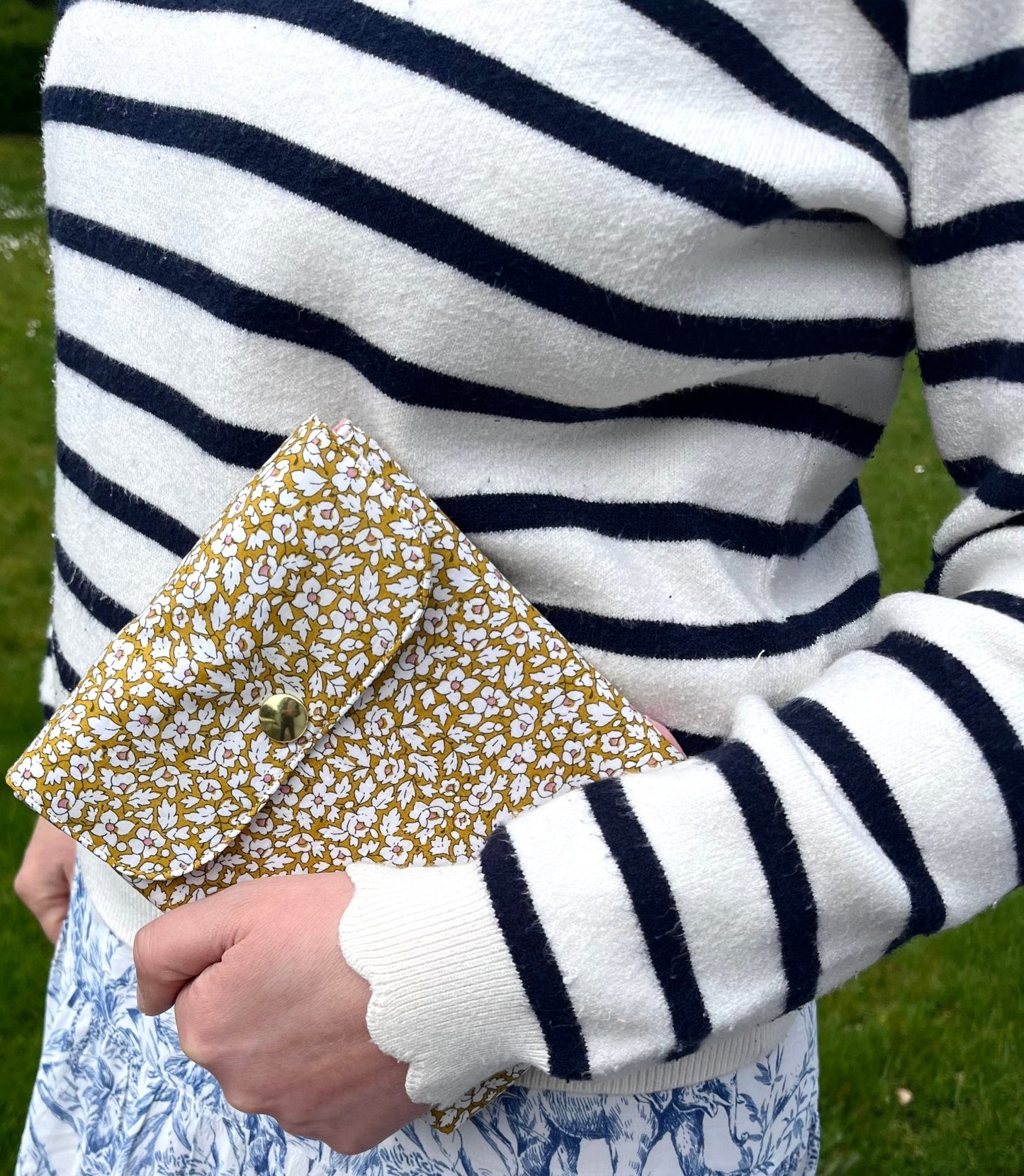 Pochette liseuse golden hour 6 pouces - Gilbertine BrusselsGilbertine Brussels