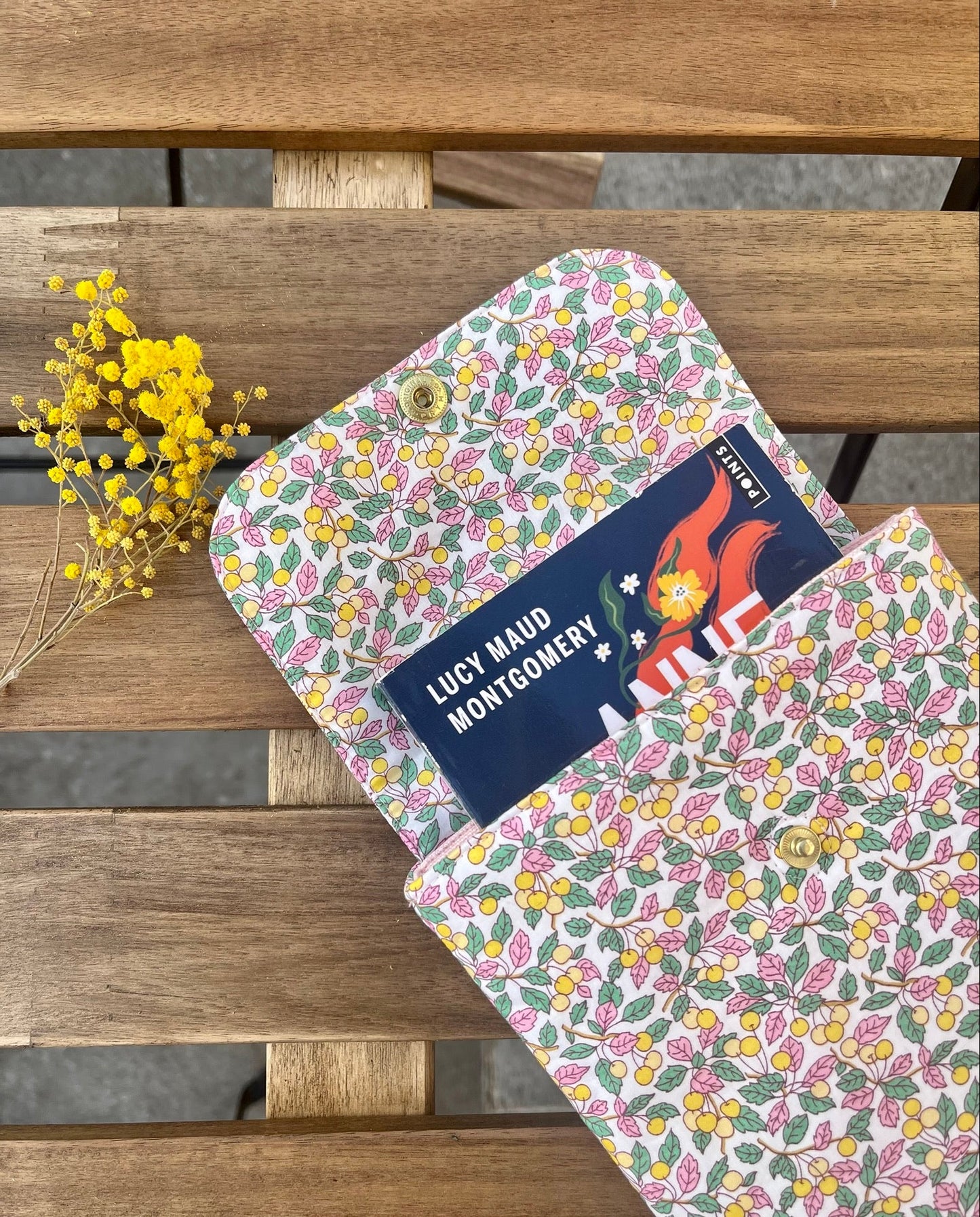 Pochette livre de Poche Afternoon lemonade - Gilbertine BrusselsGilbertine Brussels
