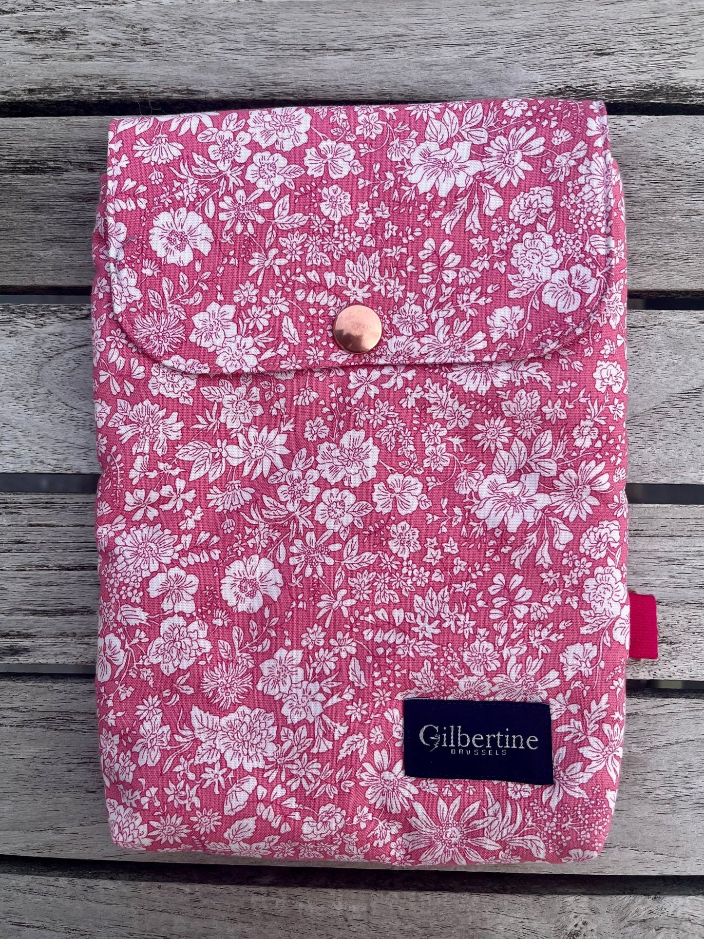 Pochette livre de Poche Aphrodite 💗 - Gilbertine BrusselsGilbertine Brussels