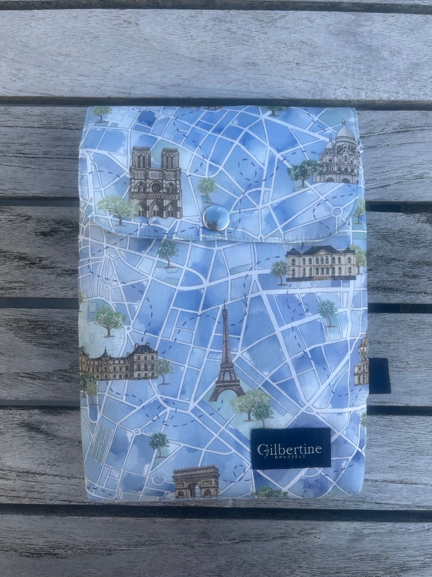 🏃Pochette Livre de Poche Justine in Paris (2 coloris) - Gilbertine BrusselsGilbertine BrusselsPochette livre