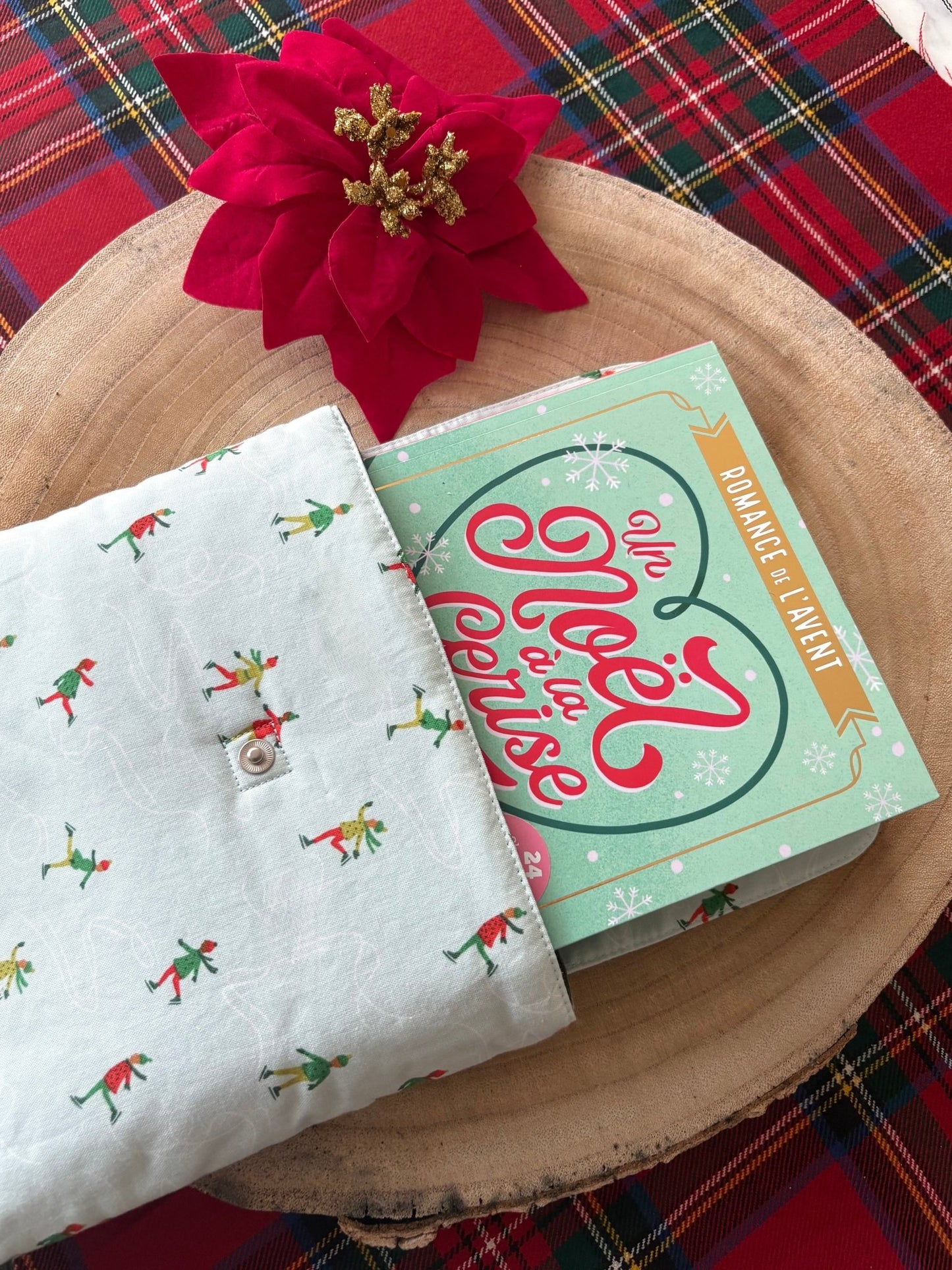 Pochette roman broché Winter Joy - Gilbertine BrusselsGilbertine Brussels