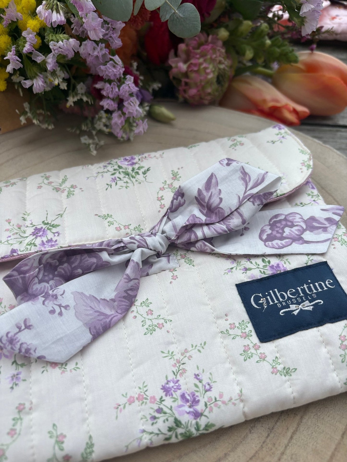 Pochette ruban Love at first sight (format roman) - Gilbertine BrusselsGilbertine Brussels