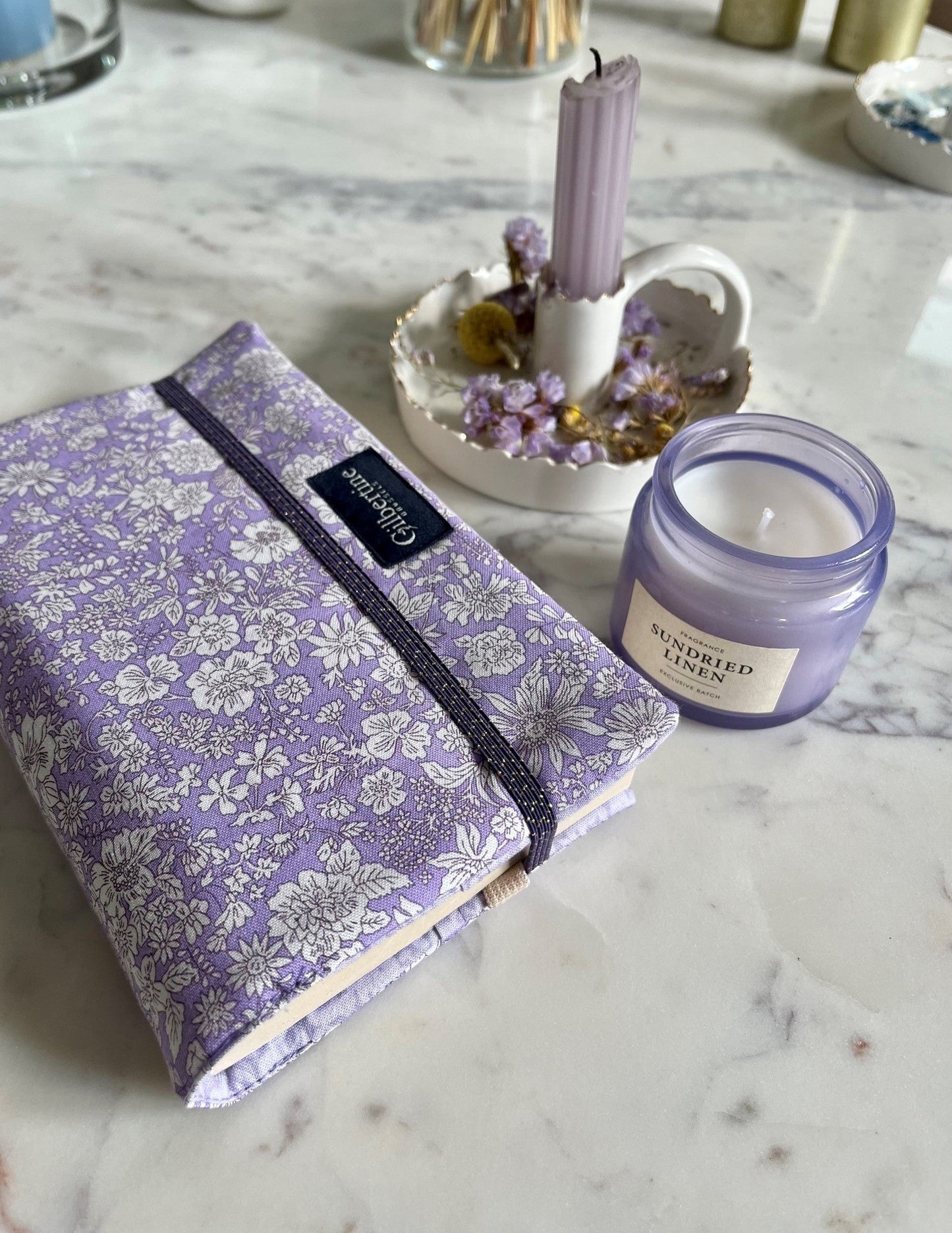 Couvre-livre Awesome Lilac - Gilbertine Brusselsgilbertinebrussels