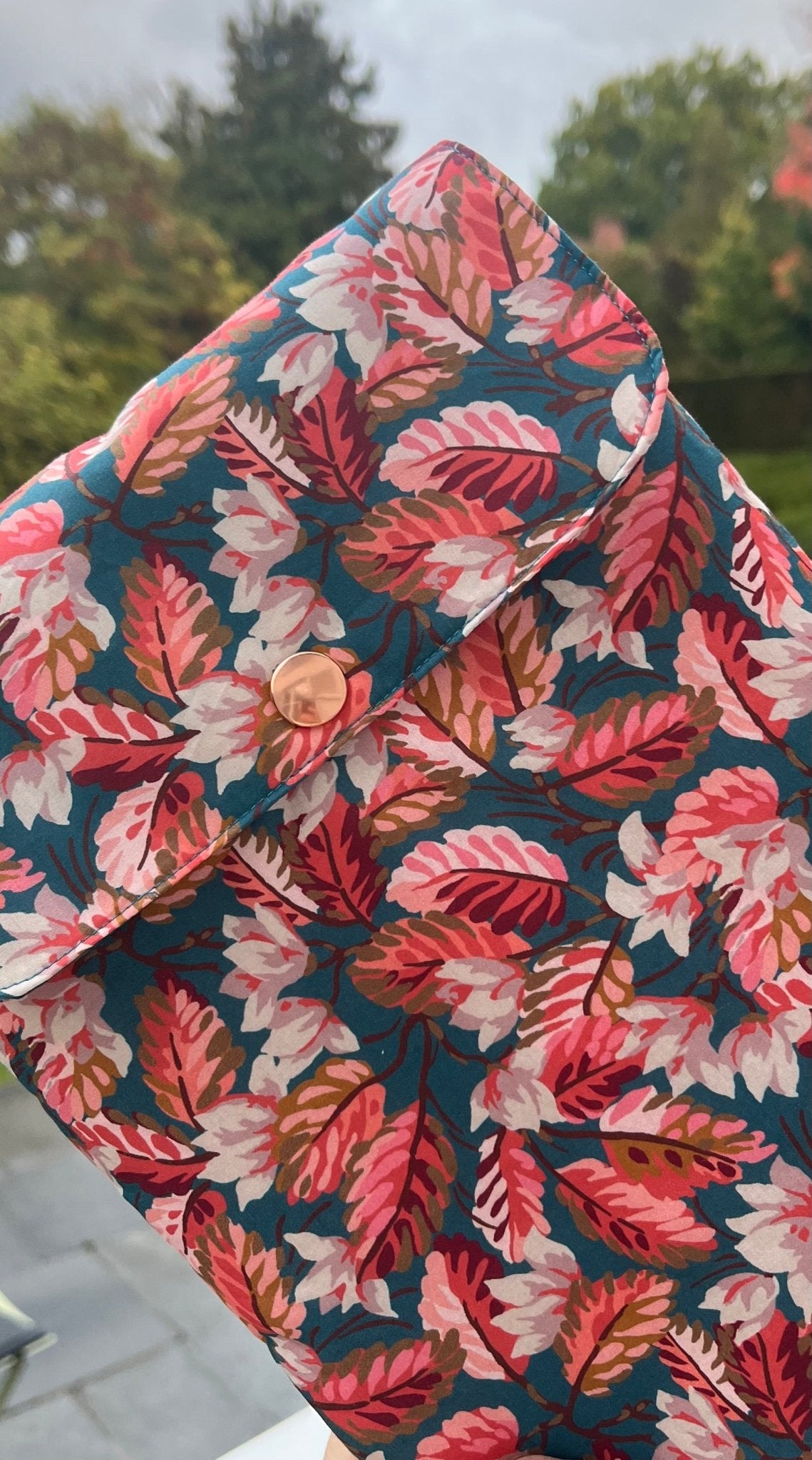 Pochette grand roman Autumn vibes - Gilbertine BrusselsGilbertine Brussels