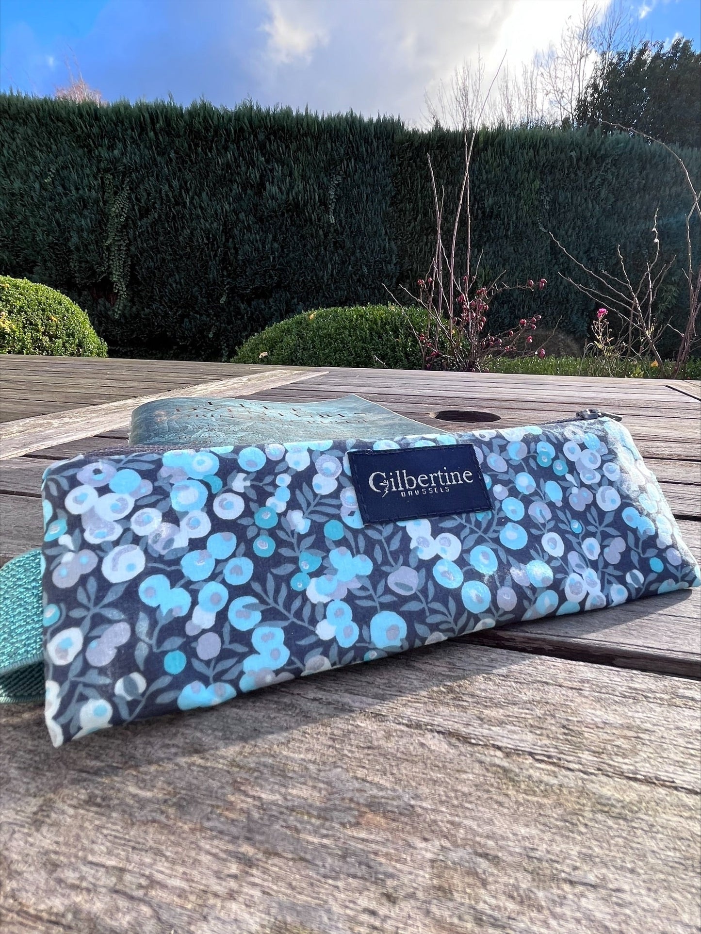 Trousse pour carnet Frozen Berries - Gilbertine BrusselsGilbertine BrusselsTrousse pour carnet