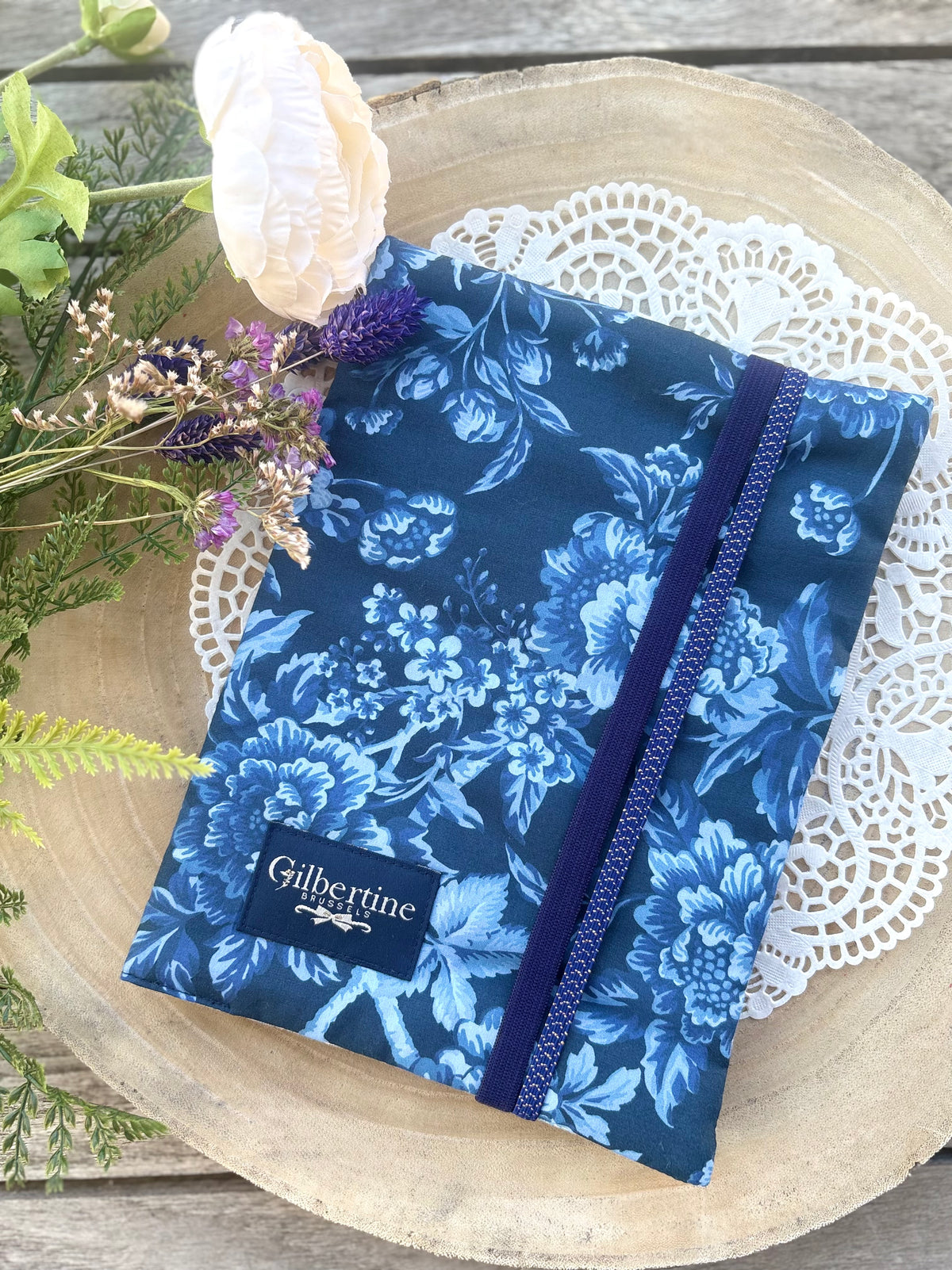 Couvre-livre moyen adaptable Princess of the waves [Liberty x Bridgerton]