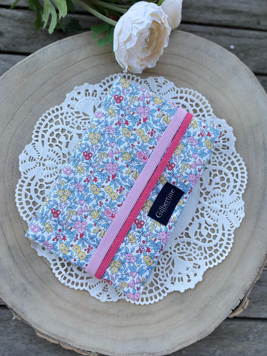 Couvre - livre de poche Fiore [adaptable] - Gilbertine BrusselsGilbertine Brussels