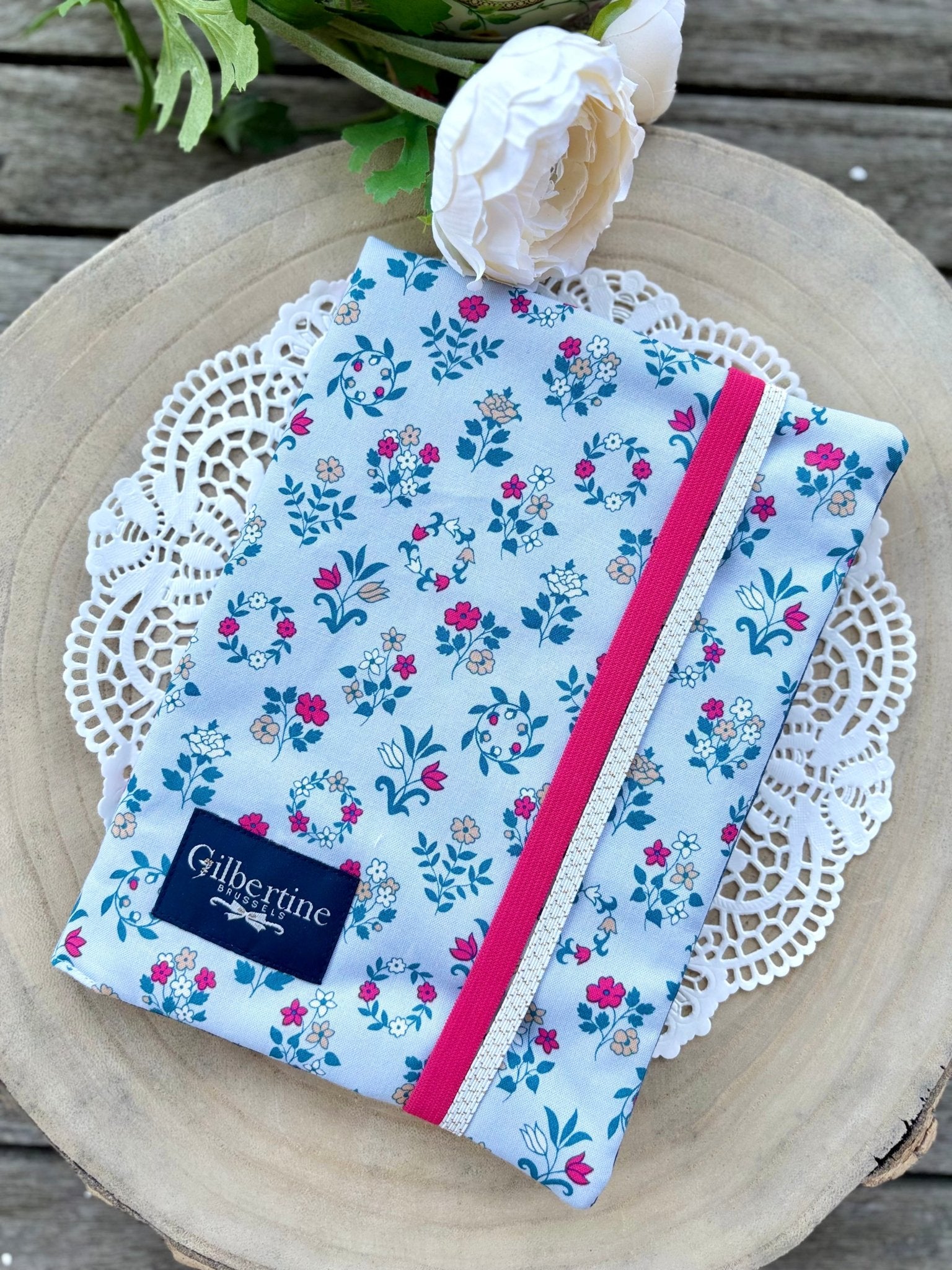 Couvre - livre MOYEN Lizzie [adaptable] - Gilbertine BrusselsGilbertine Brussels