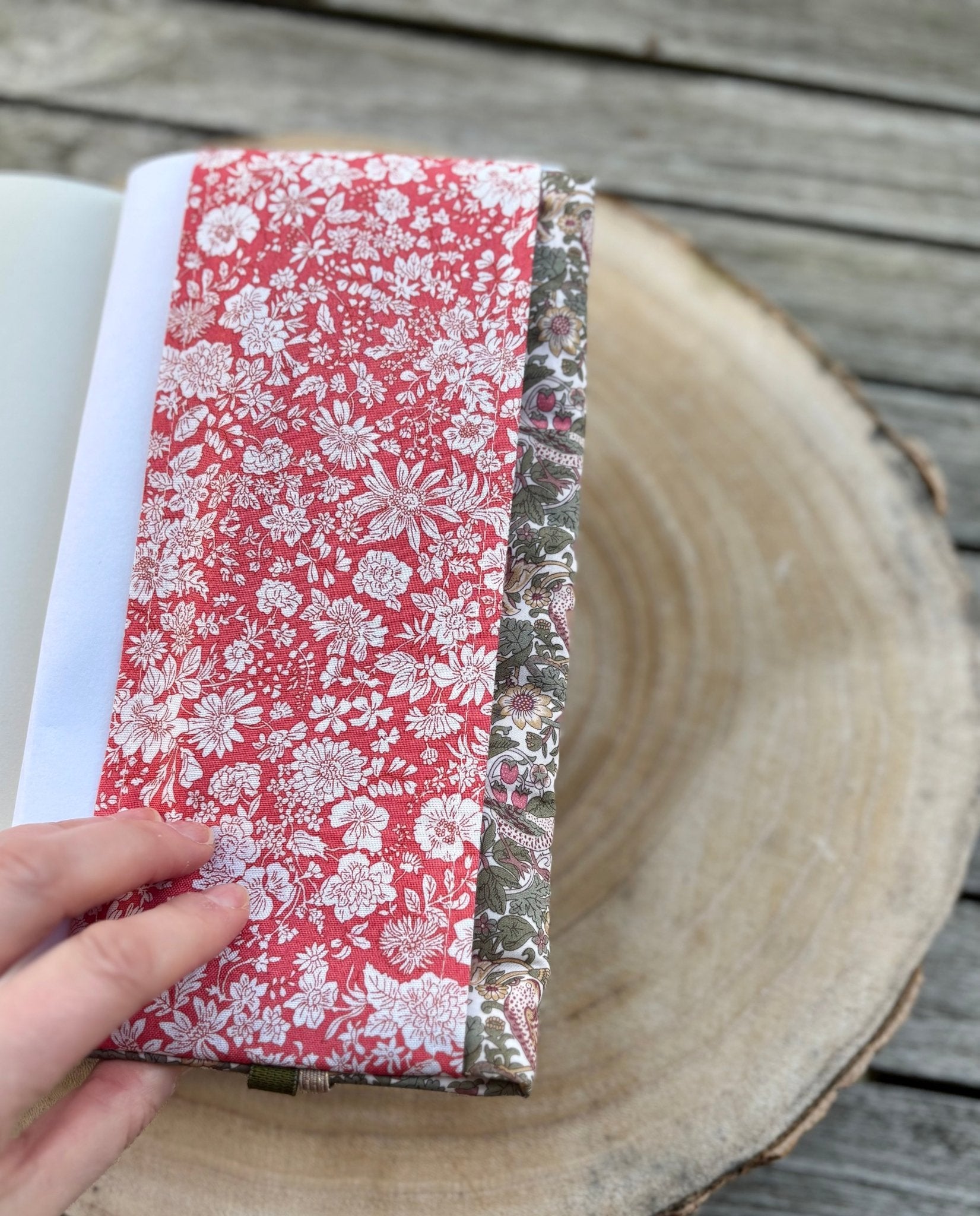 Couvre - livre roman broché Castle rock - Gilbertine BrusselsGilbertine Brussels