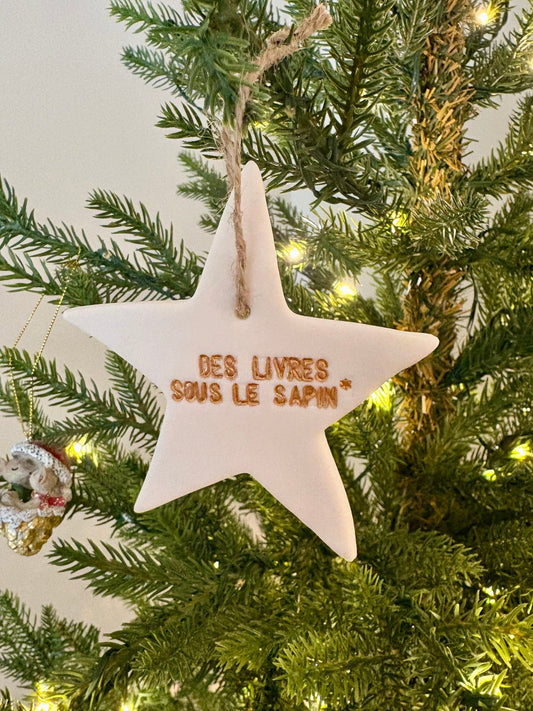 Déco de sapin ‘ des livres sous le sapin’ - Gilbertine BrusselsGilbertine Brussels