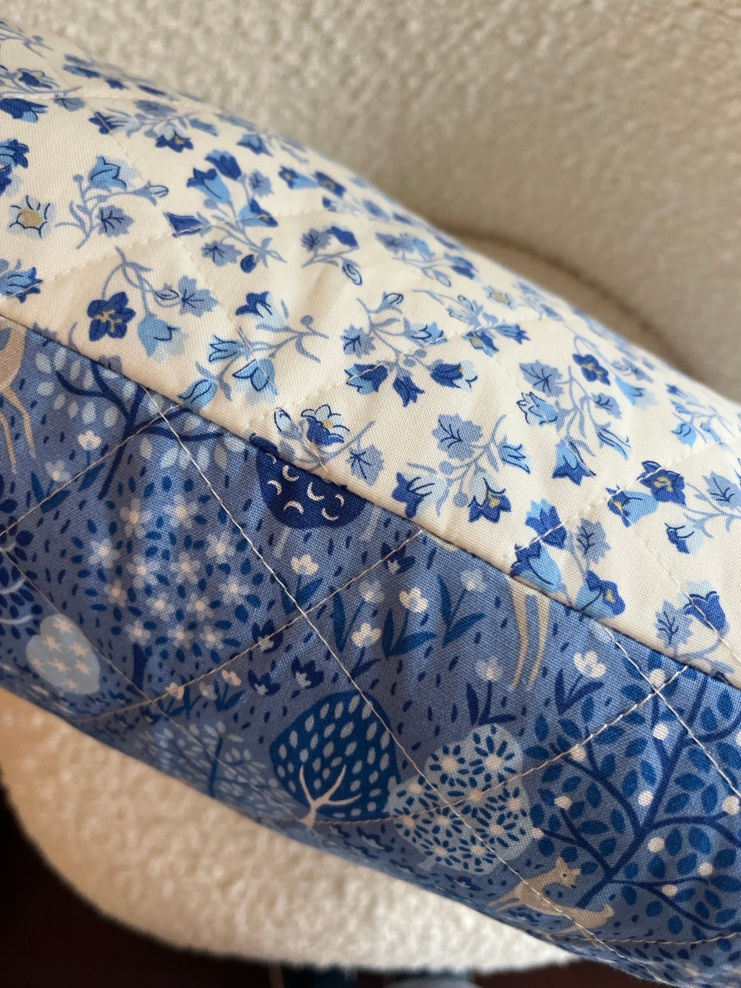 Housse de coussin Fairy woodland 🦌💙🩷 - Gilbertine BrusselsGilbertine Brussels