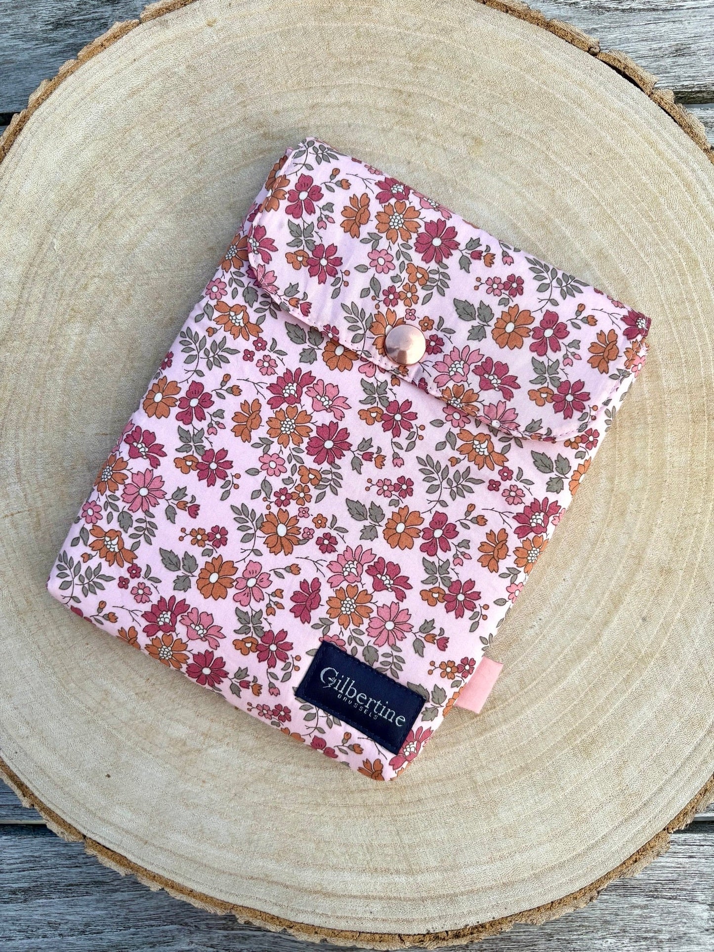 Pochette liseuse 6 pouces Meadowsweet - Gilbertine BrusselsGilbertine Brussels
