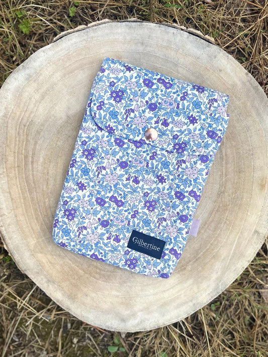 Pochette livre de Poche Bluebells - Gilbertine BrusselsGilbertine Brussels