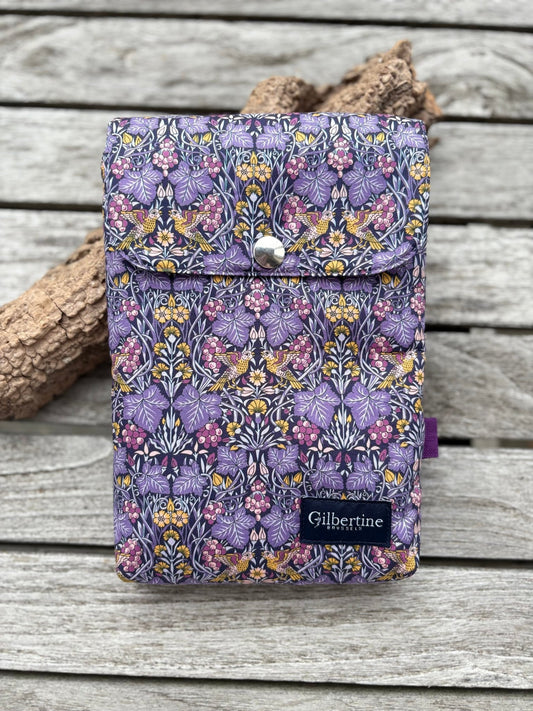 Pochette Livre de Poche Enchanted Harvest - Gilbertine BrusselsGilbertine Brussels