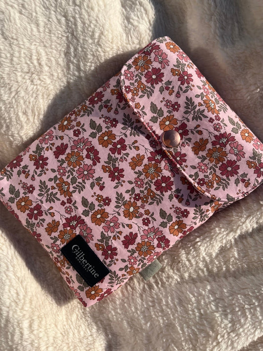 Pochette Livre de Poche Meadowsweet - Gilbertine BrusselsGilbertine Brussels