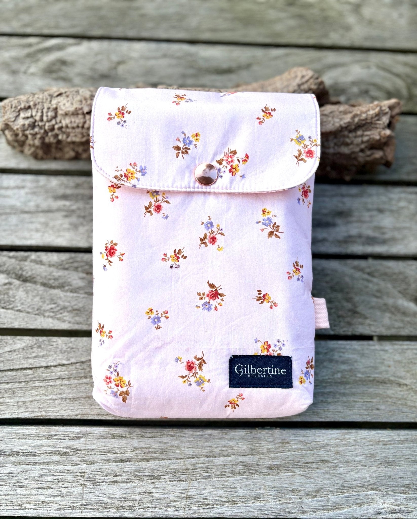 Pochette Livre de Poche Tea Time [ Liberty X Bridgerton ] - Gilbertine BrusselsGilbertine Brussels