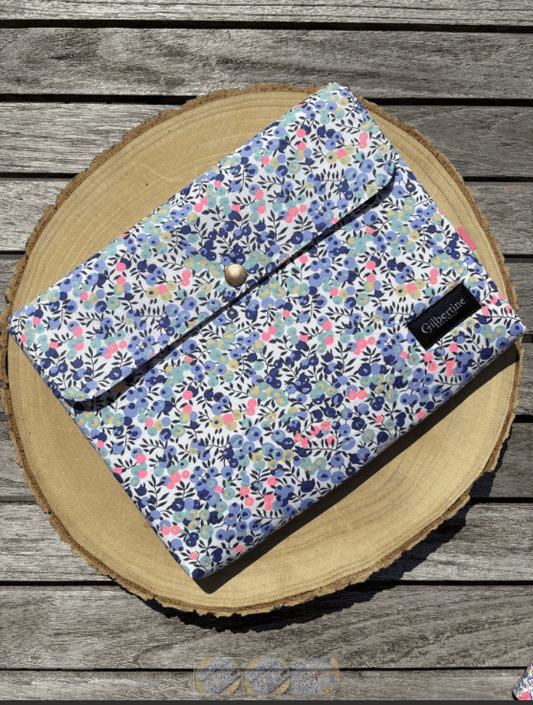 Pochette Myrtille - Gilbertine BrusselsGilbertine Brussels