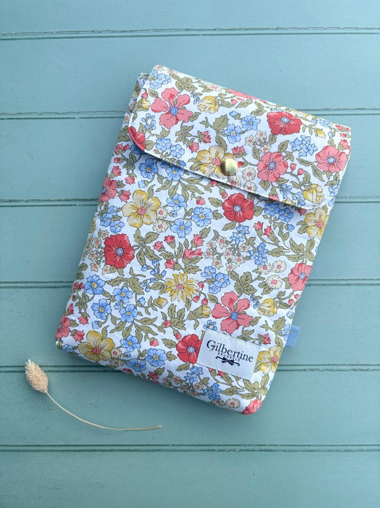 Pochette roman broché Botanical wonders - Gilbertine BrusselsGilbertine Brussels