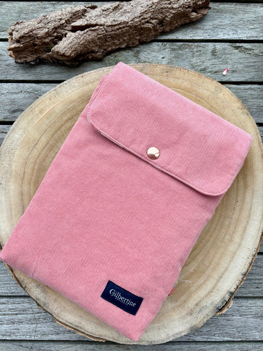 Pochette roman broché Little treasure - Gilbertine BrusselsGilbertine Brussels