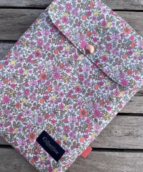 Pochette roman broché Pomona - Gilbertine BrusselsGilbertine Brussels