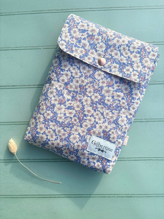 Pochette roman broché Sunday blanket - Gilbertine BrusselsGilbertine Brussels
