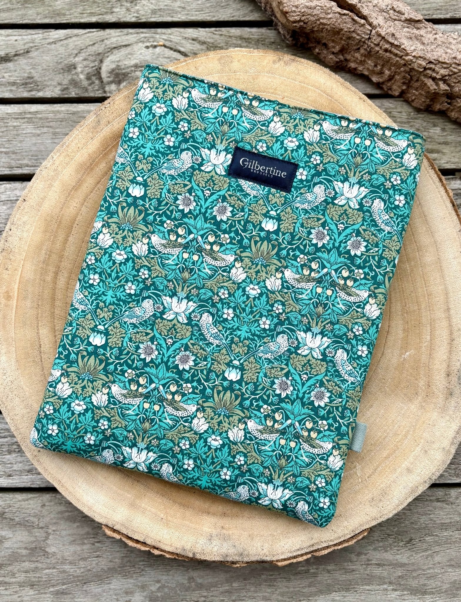 Pochette roman tablette Sparkle wine - Gilbertine BrusselsGilbertine Brussels