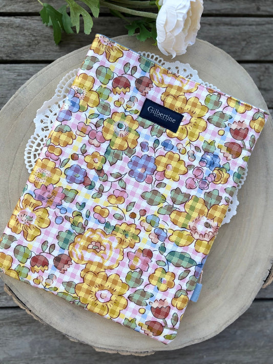 Pochette roman tablette Sunny piazza [Elastique] - Gilbertine BrusselsGilbertine Brussels