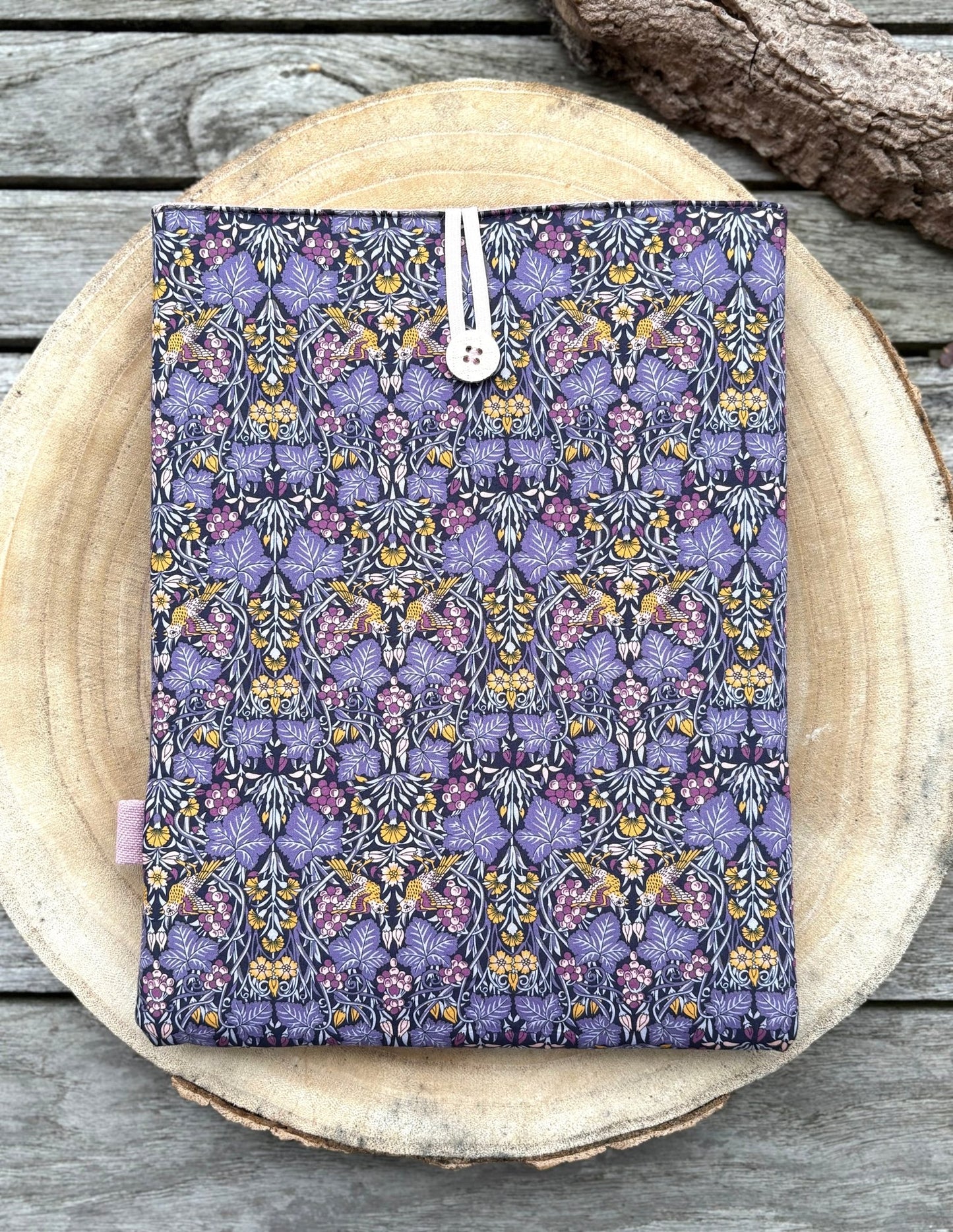 Pochette roman/tablette enchanted Harvest - Gilbertine BrusselsGilbertine Brussels