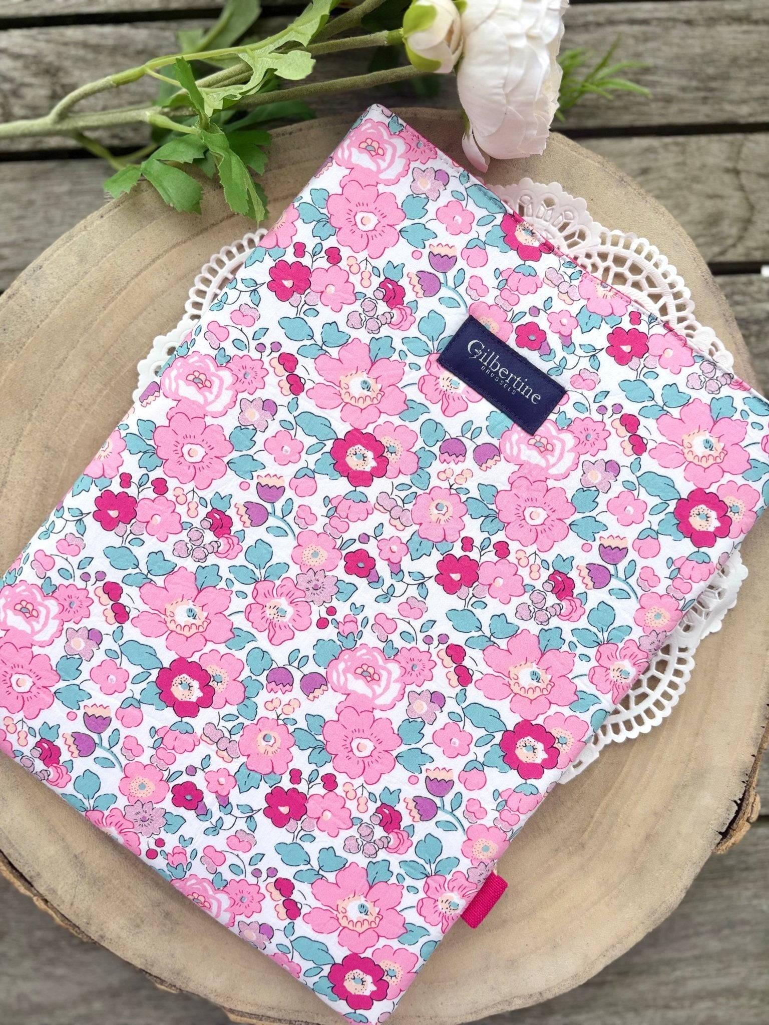 Pochette roman/tablette Lolita - Gilbertine BrusselsGilbertine Brussels