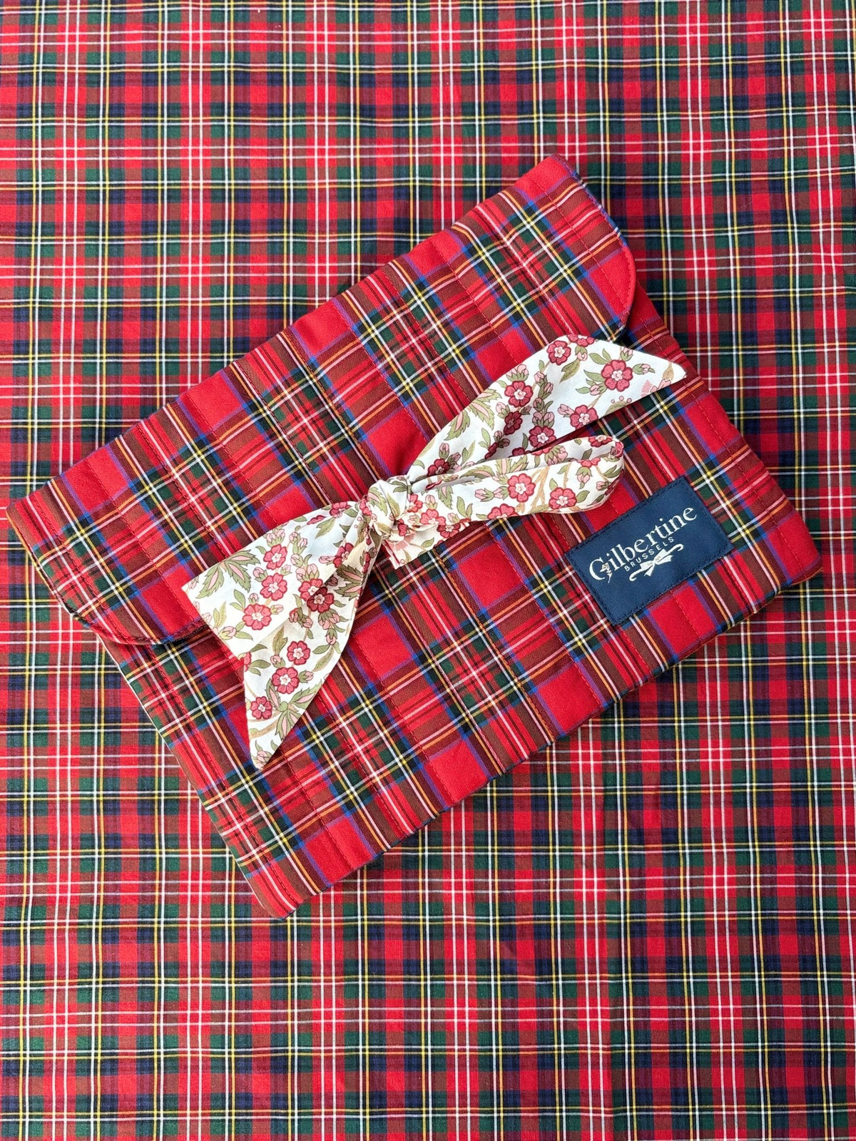 Pochette ruban Fraser [ format poche] - Gilbertine BrusselsGilbertine Brussels