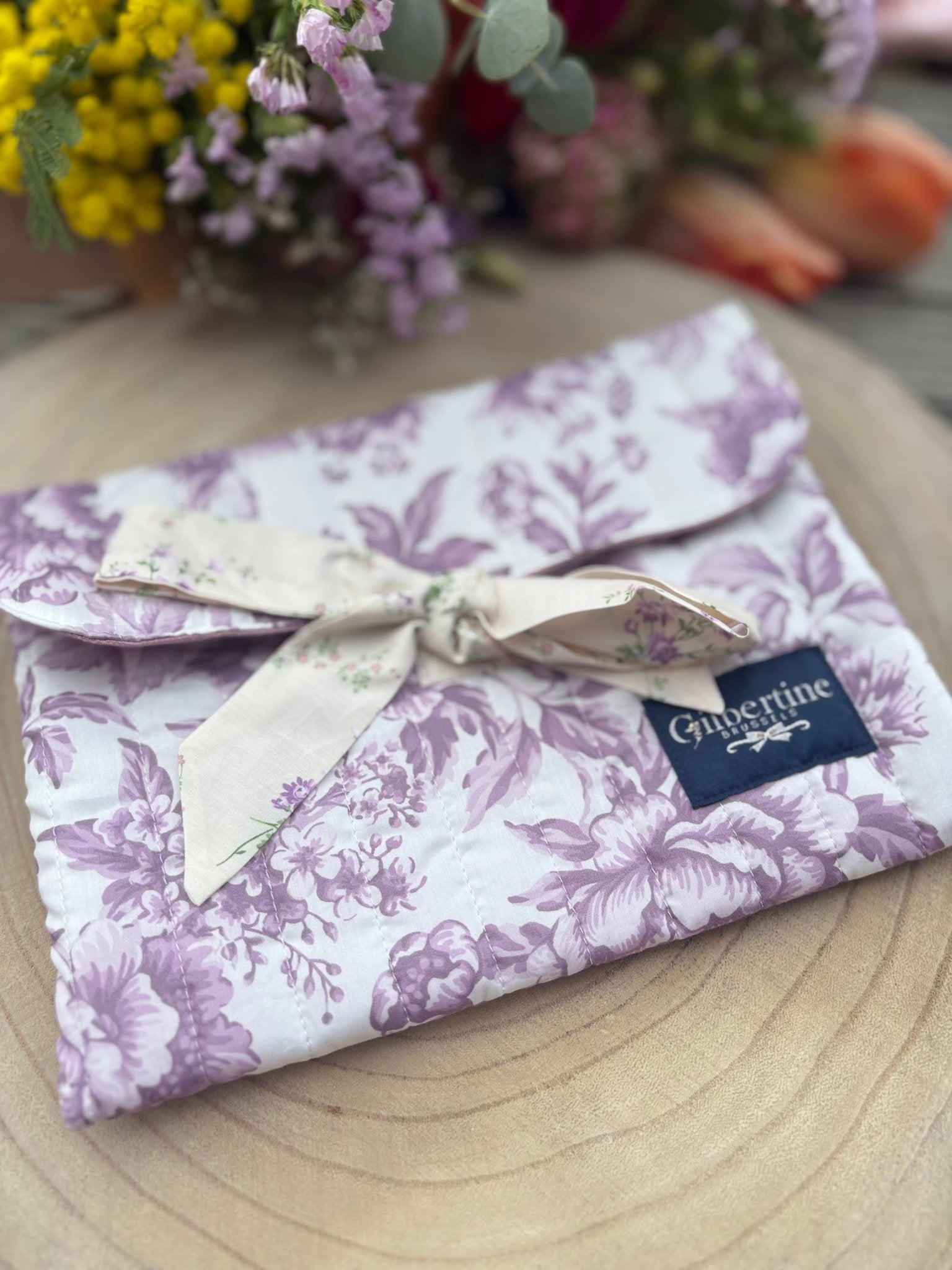 Pochette ruban Gorgeous (format poche) - Gilbertine BrusselsGilbertine Brussels