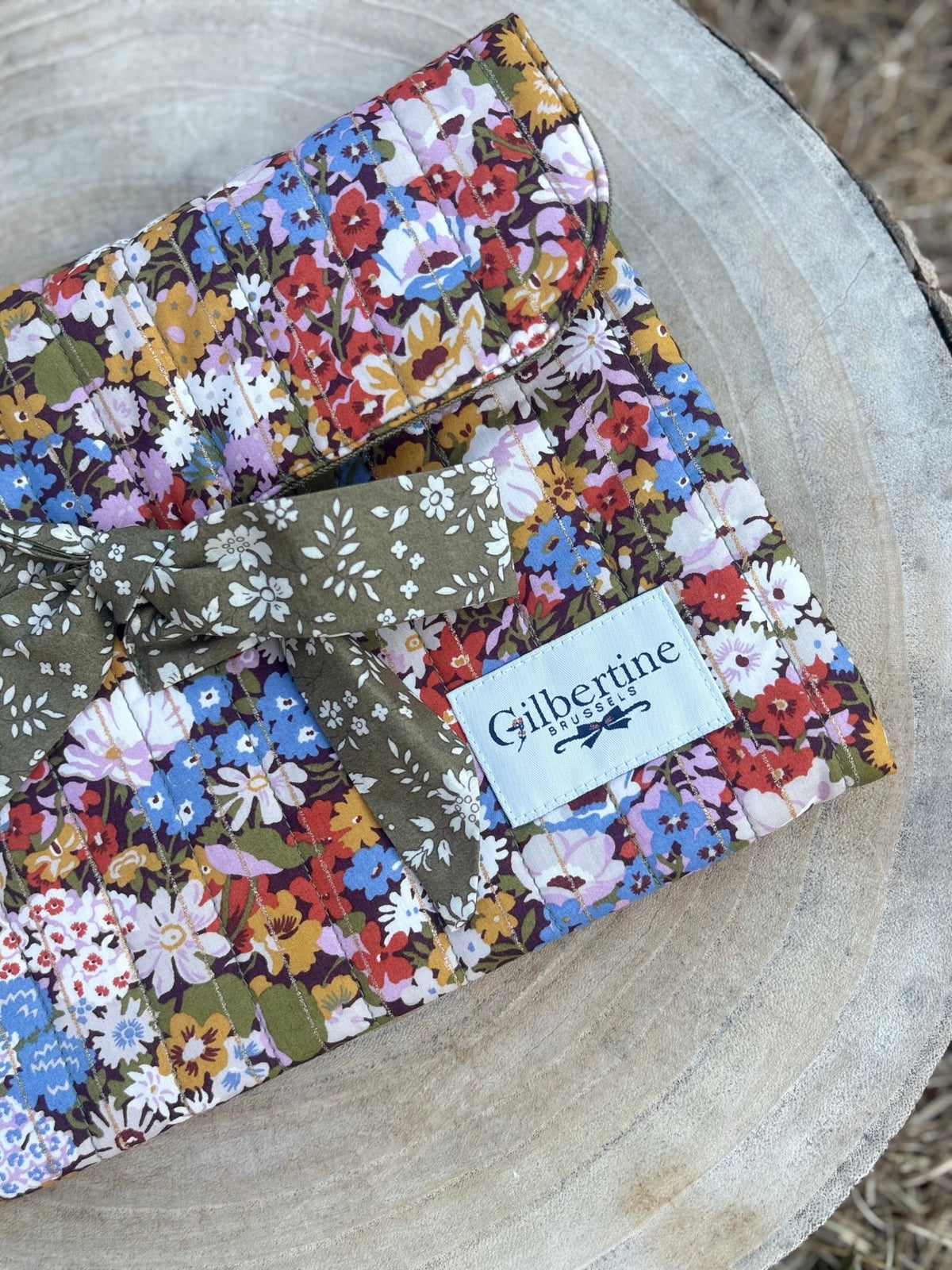 Pochette ruban Little House [format poche] - Gilbertine BrusselsGilbertine Brussels