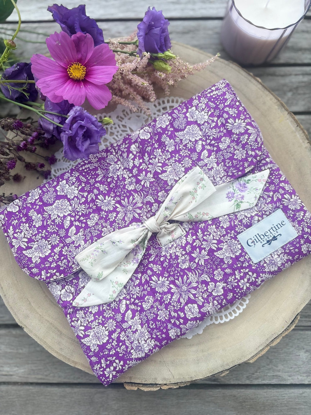 Pochette ruban Love Poison 💜 [format roman] - Gilbertine BrusselsGilbertine Brussels