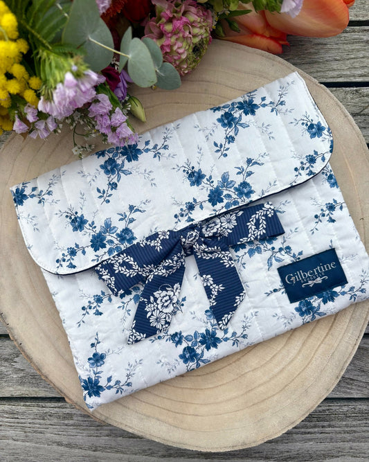 Pochette ruban Queen’s lady ( format roman ) - Gilbertine BrusselsGilbertine Brussels