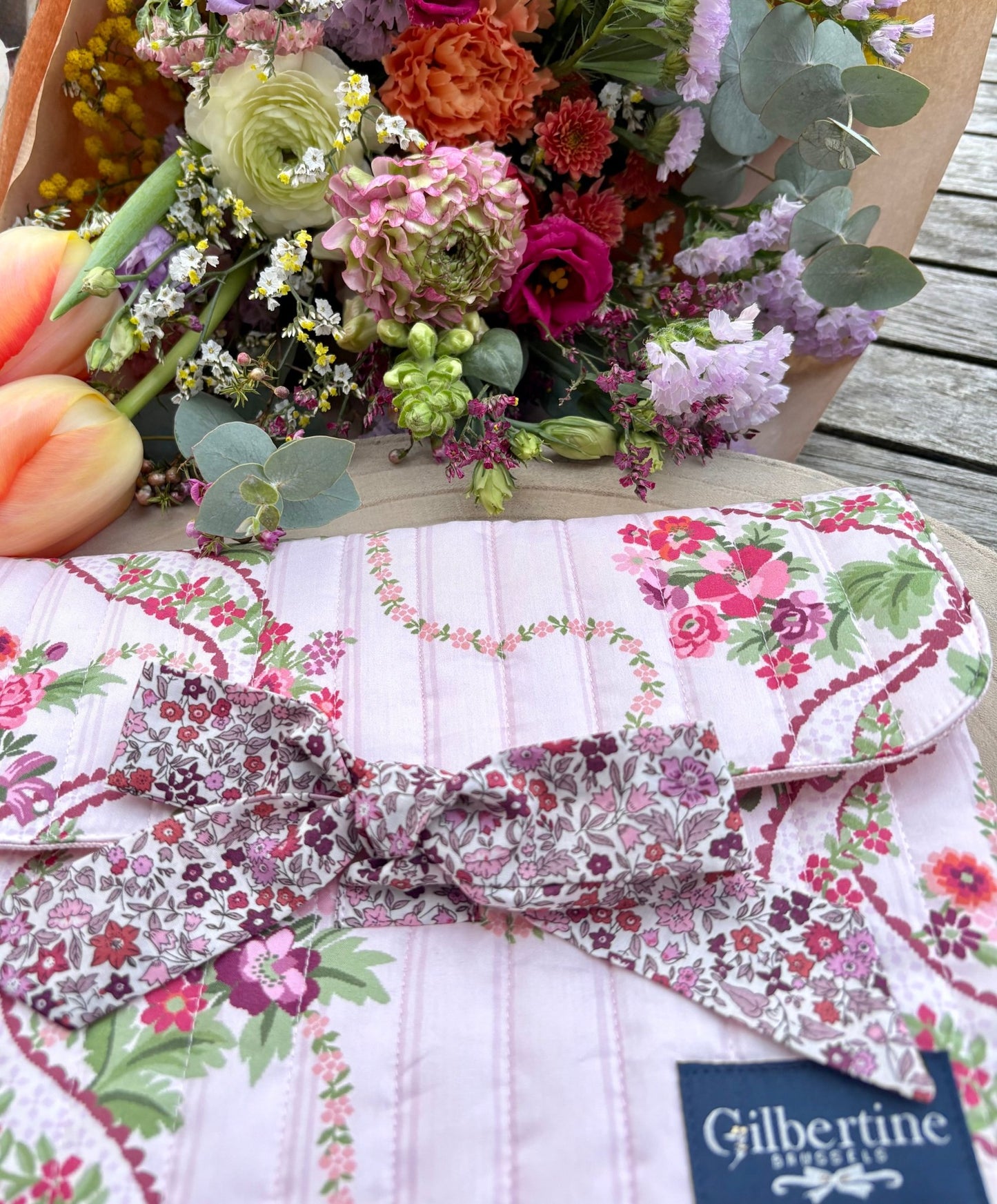 Pochette ruban Ribbons of love (format roman) - Gilbertine BrusselsGilbertine Brussels