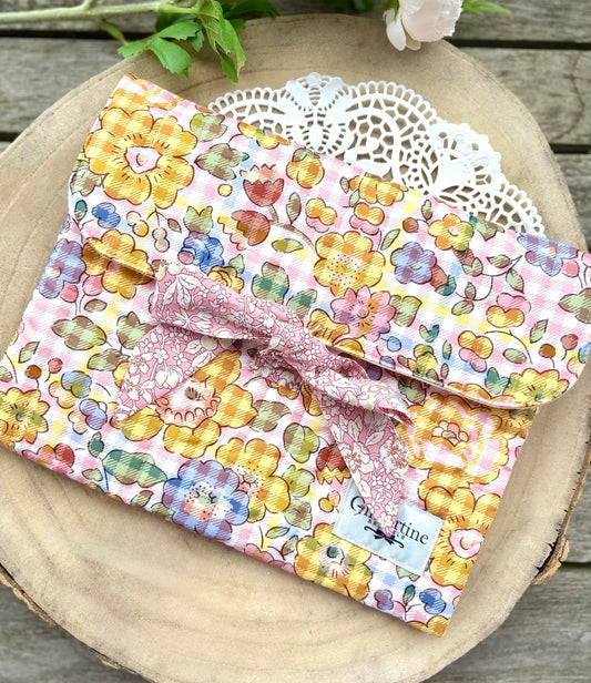 Pochette ruban Sunny piazza ☀️ (format roman) - Gilbertine BrusselsGilbertine Brussels