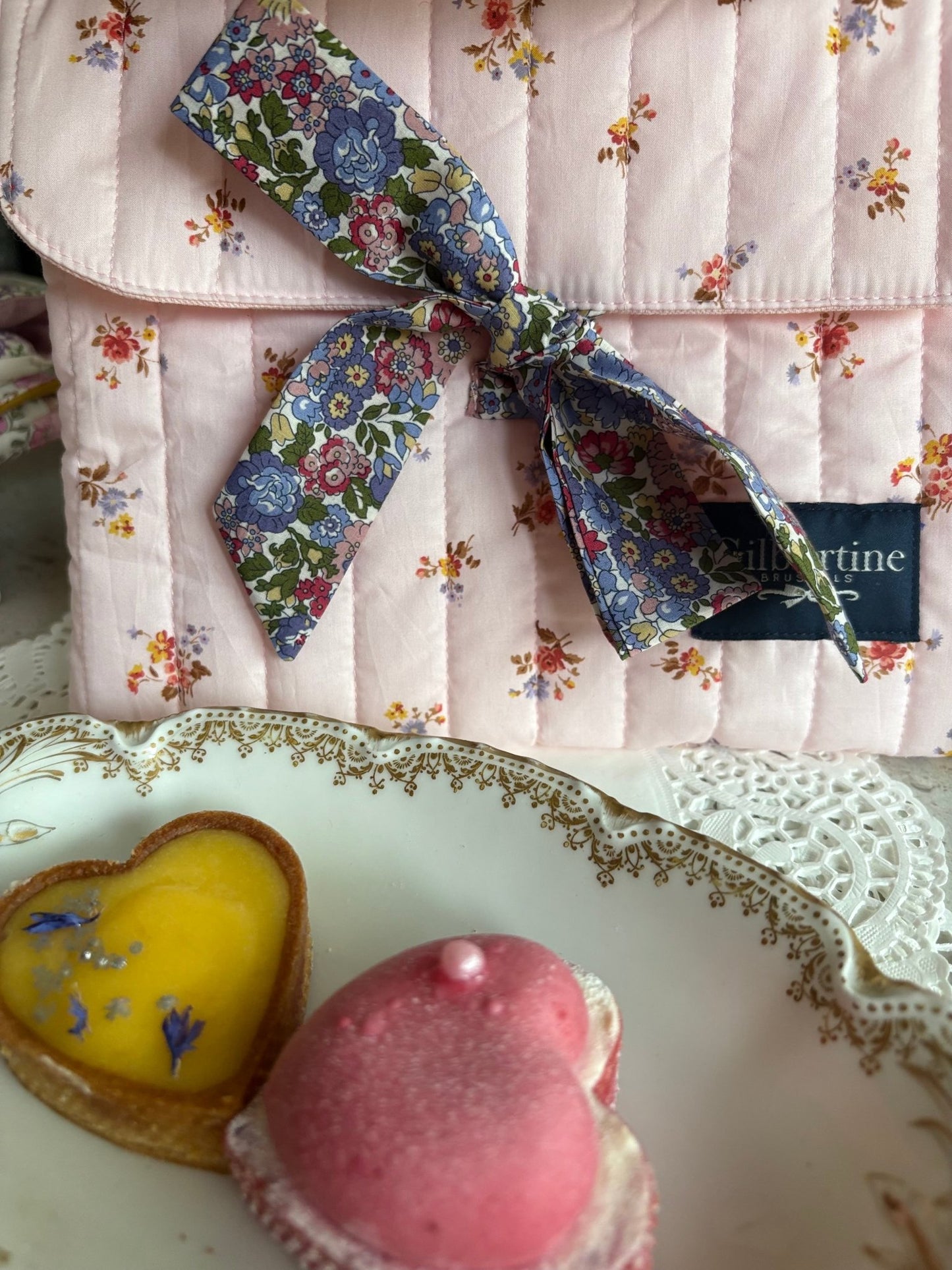 Pochette ruban Tea Time ( format poche) - Gilbertine BrusselsGilbertine Brussels
