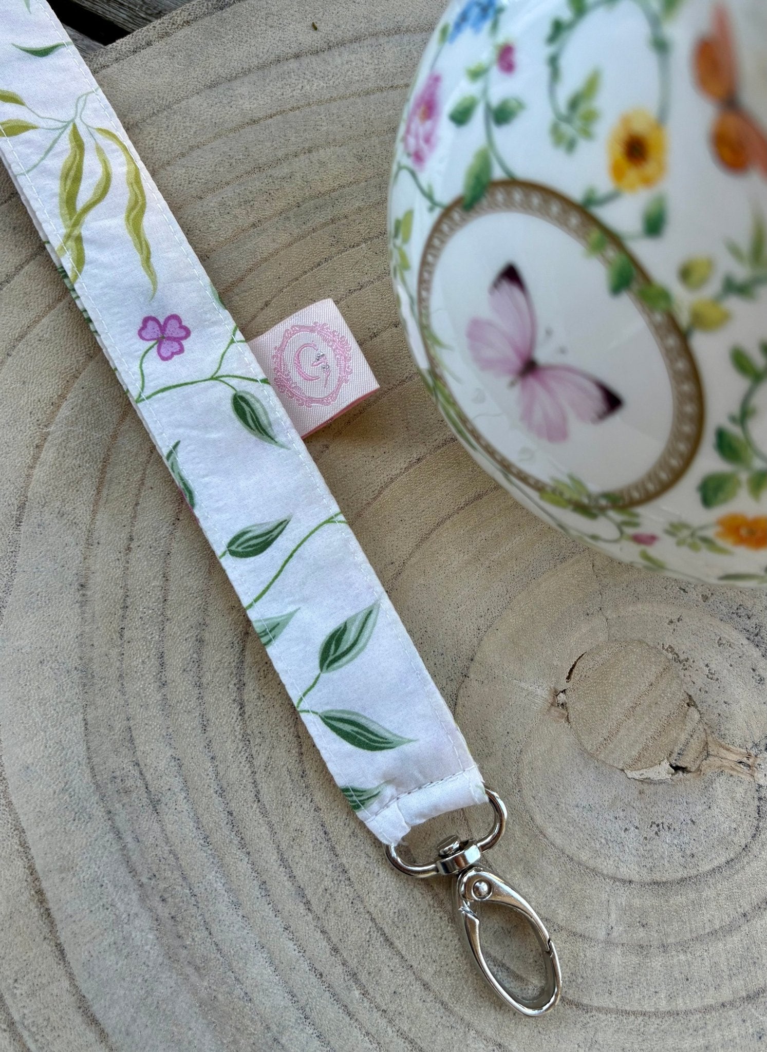 Tour de cou Téléphone Liberty® [plusieurs motifs] - Gilbertine BrusselsGilbertine Brussels