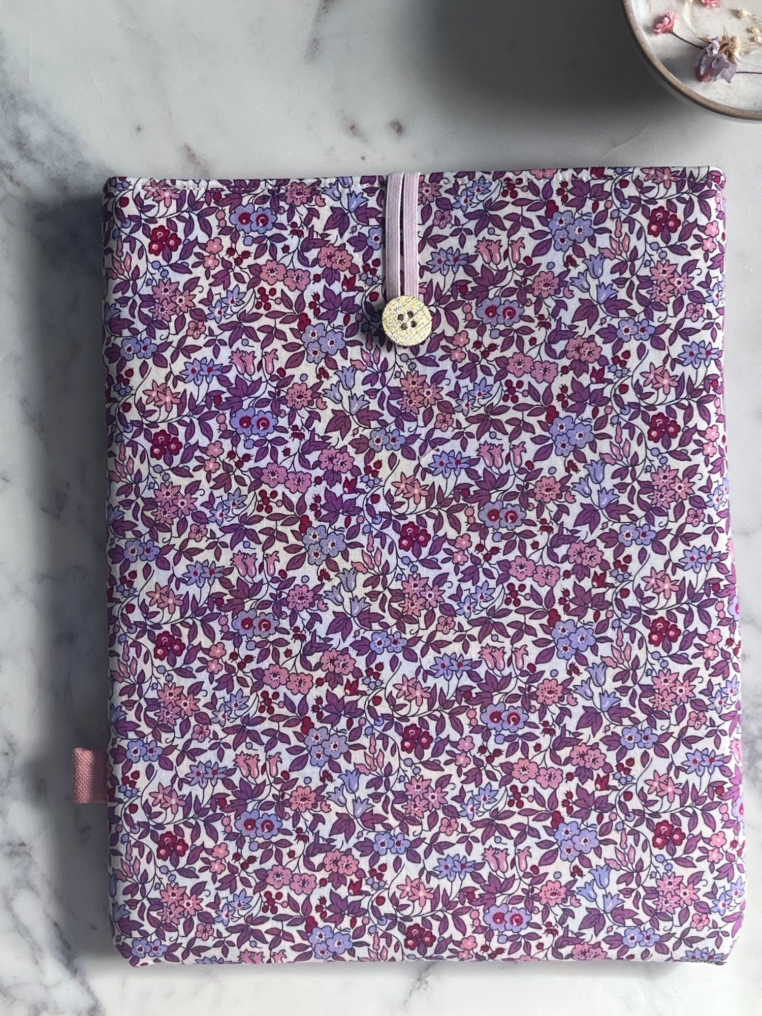 F&M Pochette Roman Mellow [fermée bouton & Elastique] - Gilbertine BrusselsGilbertine BrusselsPochette livre