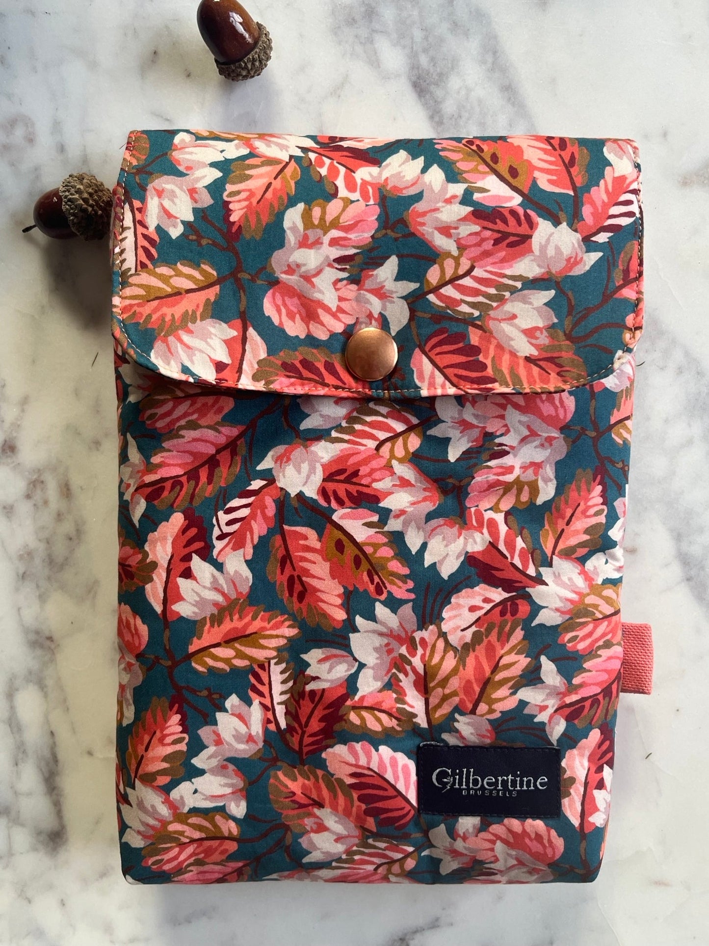 Pochette Livre de Poche Autumn vibes - Gilbertine BrusselsGilbertine BrusselsPochette livre